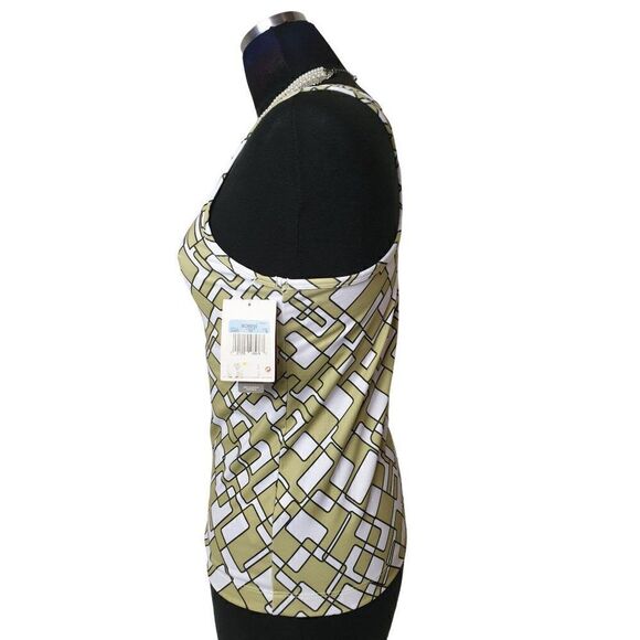 Nike Women's Tank Medium Build in Sports Bra Layered Workout Top Large NWT - Picture 6 of 10